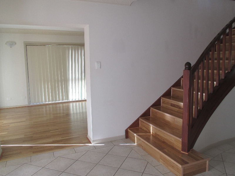2 Forest Place, Carindale QLD 4152