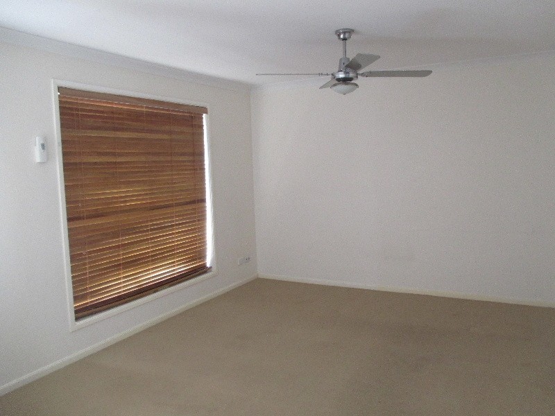 2 Karragarra Place, Tingalpa QLD 4173