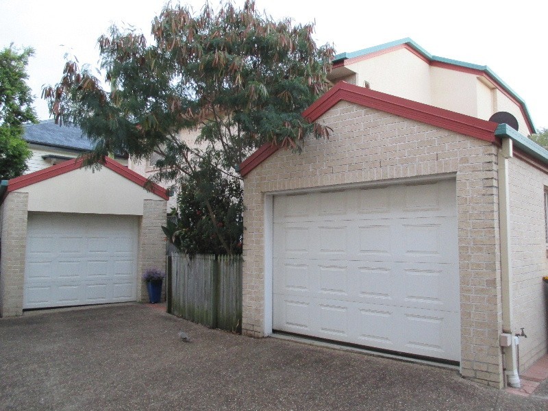 2/81 Grosvenor Street, Morningside QLD 4170