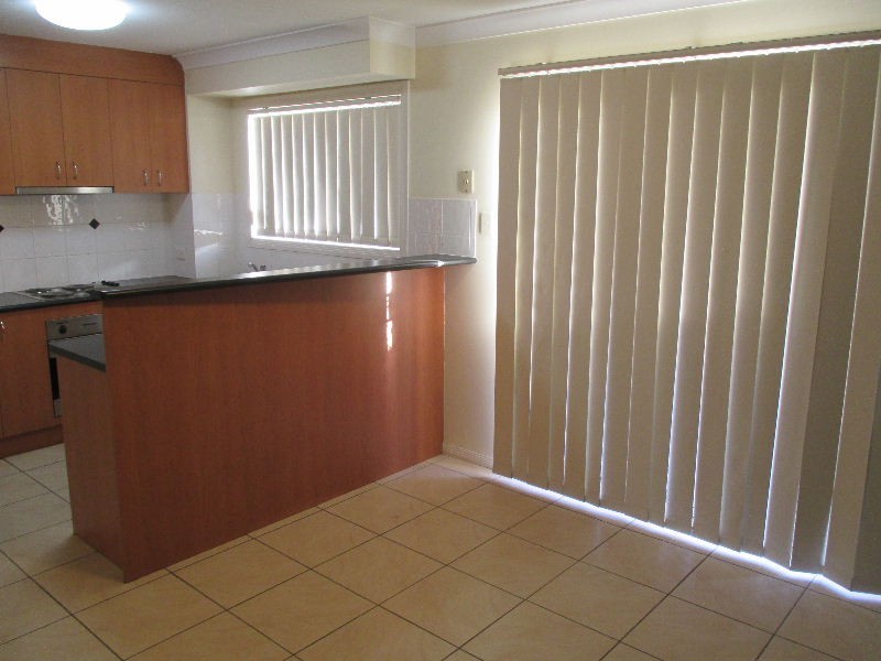 2/81 Grosvenor Street, Morningside QLD 4170
