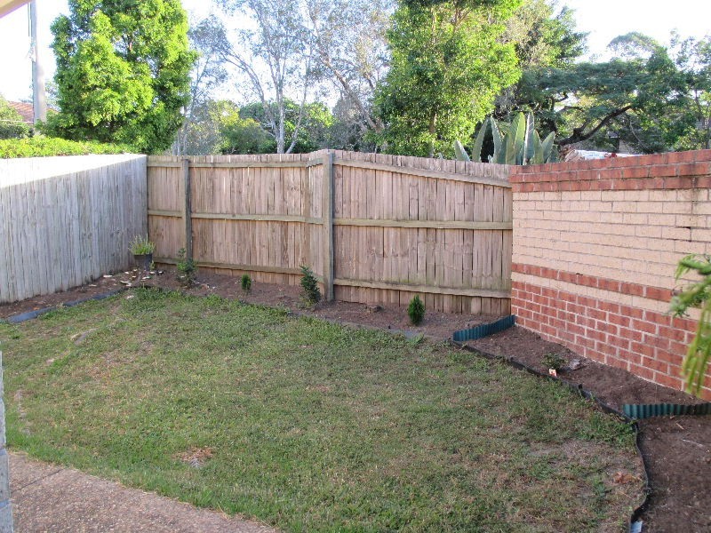 2/81 Grosvenor Street, Morningside QLD 4170