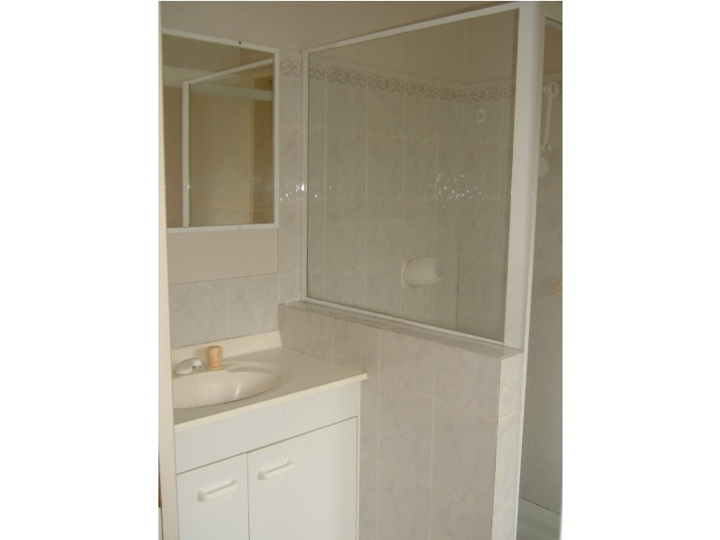 2/35 Daniells Street, Carina QLD 4152