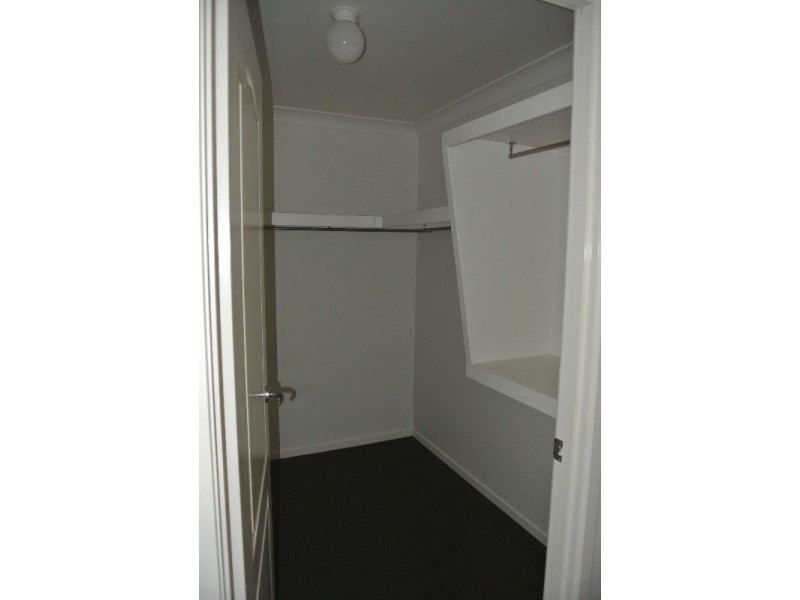 3 Venn Court, Wynnum West QLD 4178