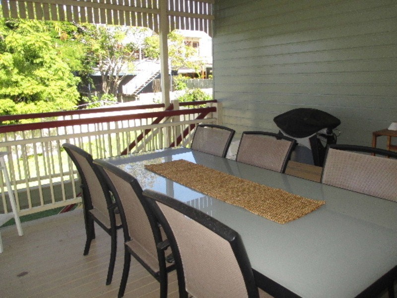 35 Wyena Street, Camp Hill QLD 4152