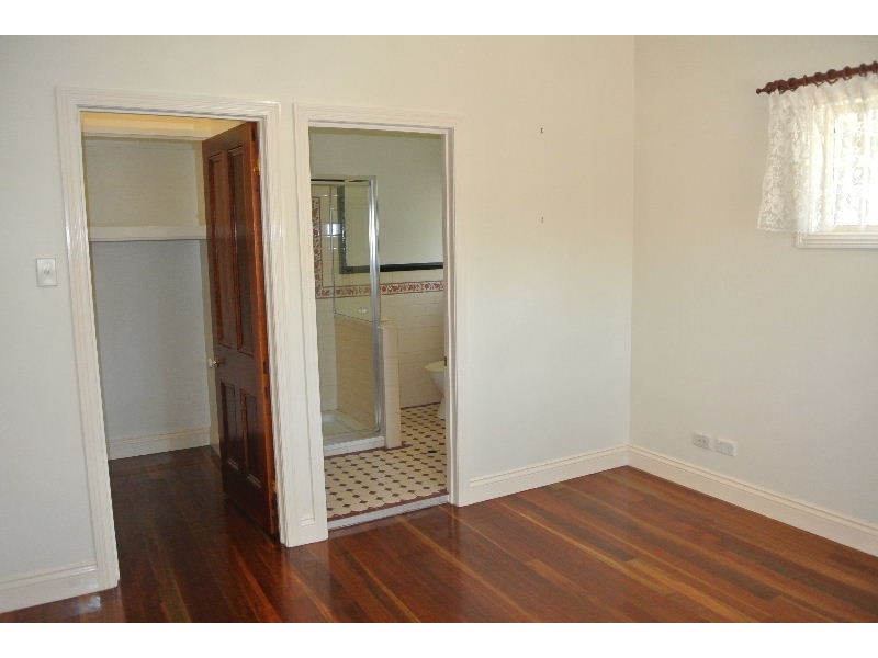 35 Wyena Street, Camp Hill QLD 4152