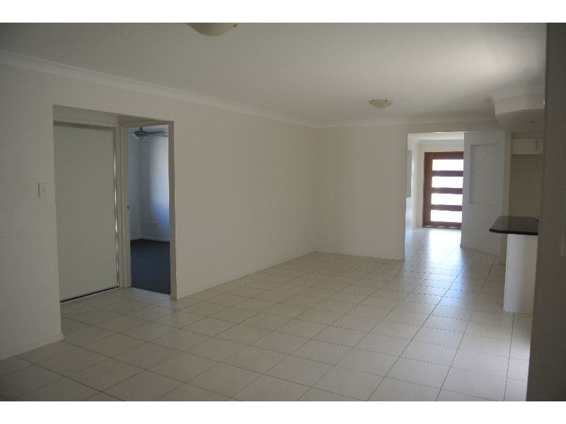 3 Venn Court, Wynnum West QLD 4178