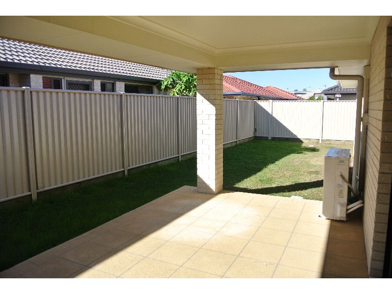 3 Venn Court, Wynnum West QLD 4178