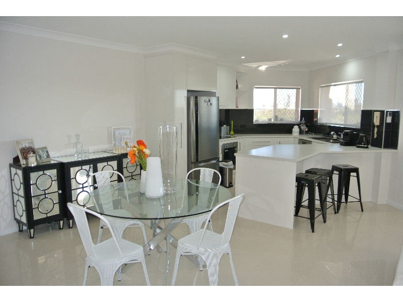 6/37 Ninth Avenue, Coorparoo QLD 4151