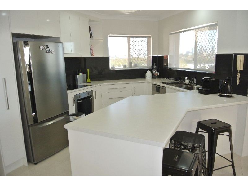 6/37 Ninth Avenue, Coorparoo QLD 4151