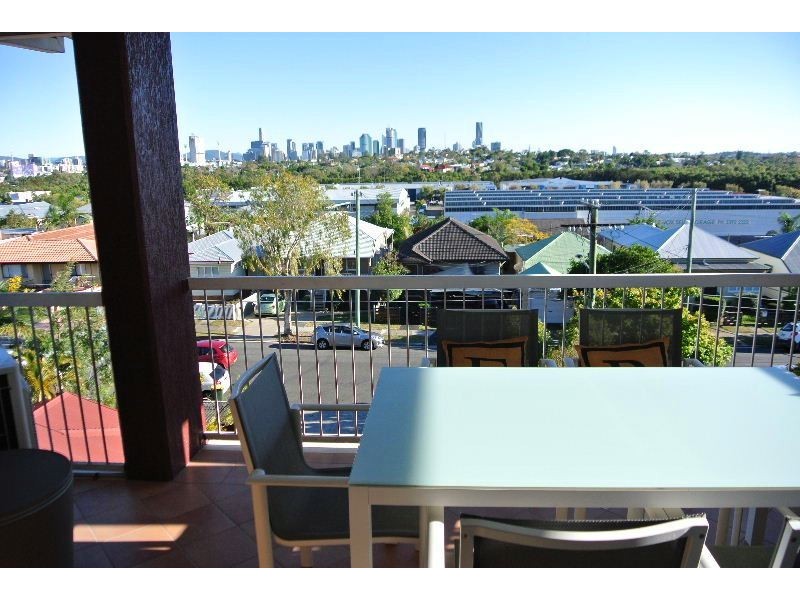 6/37 Ninth Avenue, Coorparoo QLD 4151