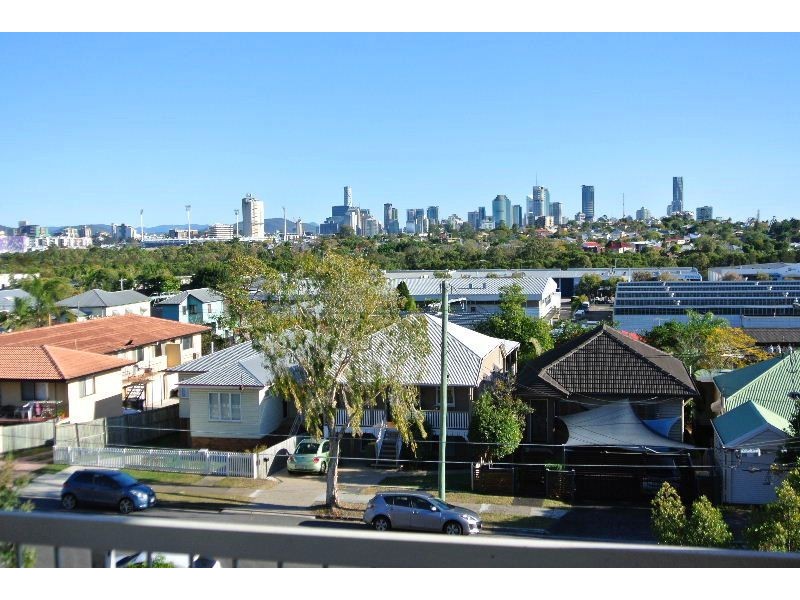 6/37 Ninth Avenue, Coorparoo QLD 4151