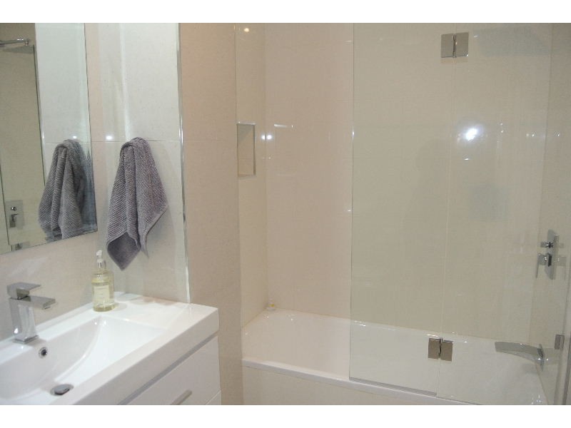 6/37 Ninth Avenue, Coorparoo QLD 4151