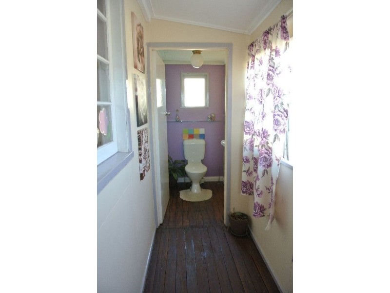 39 Zahel Street, Carina QLD 4152