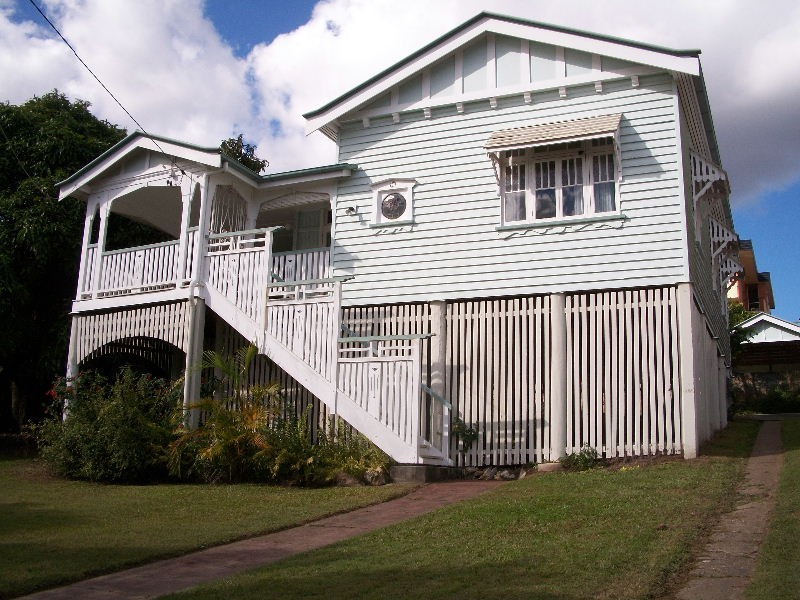 40 Brae Street, Coorparoo QLD 4151
