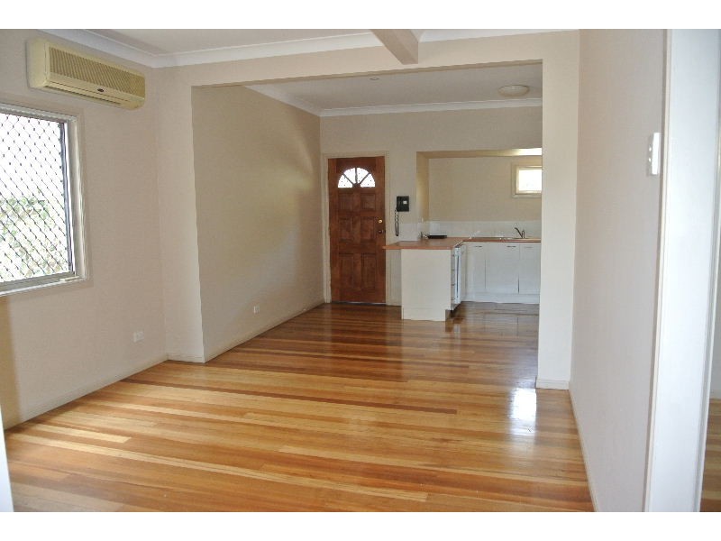 69 Stanley Road, Camp Hill QLD 4152