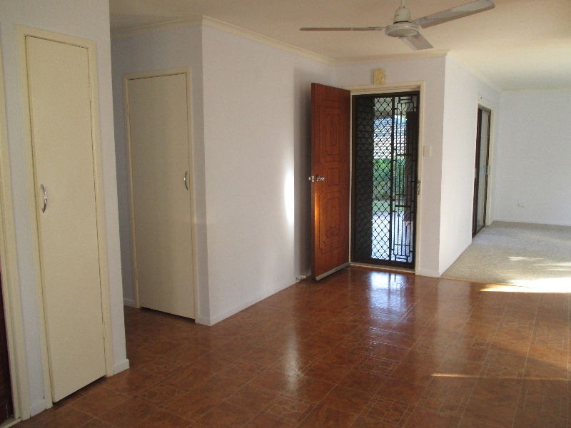 119 Garie street, Wishart QLD 4122