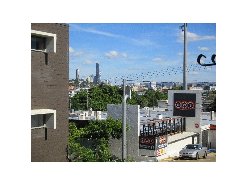 1/15 Wambool Street, Bulimba QLD 4171