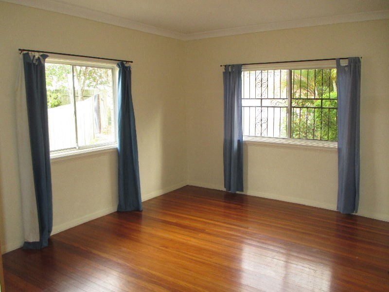 110 Oateson Skyline Drive, Seven Hills QLD 4170
