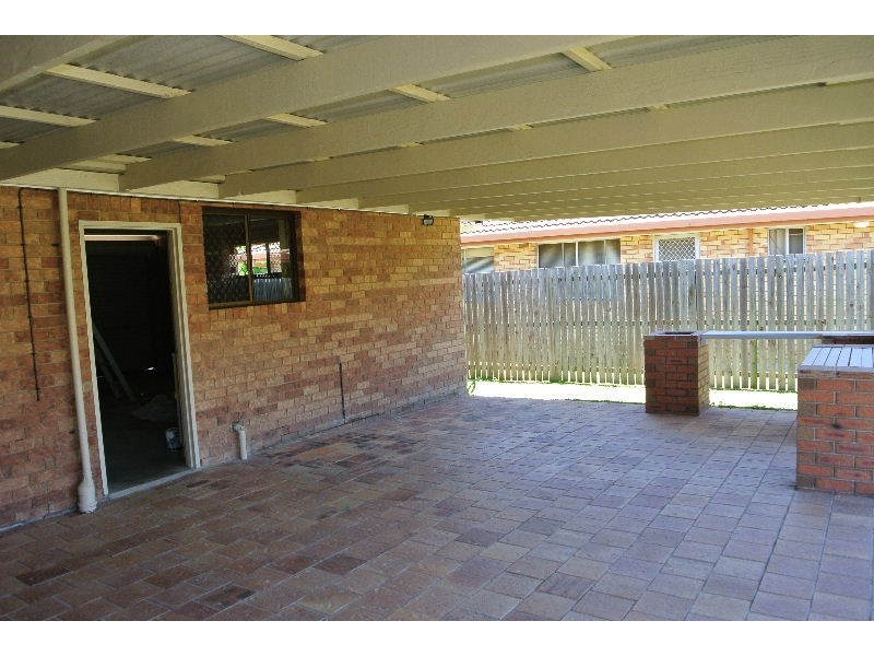 105 Bridgnorth Street, Carindale QLD 4152
