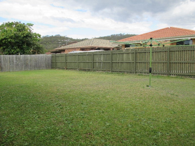 105 Bridgnorth Street, Carindale QLD 4152