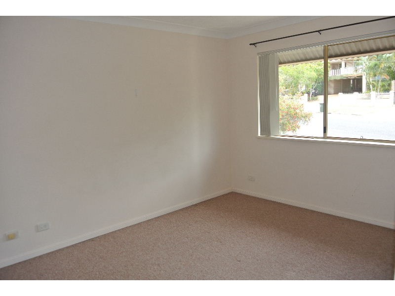 1/12 McLay Street, Coorparoo QLD 4151