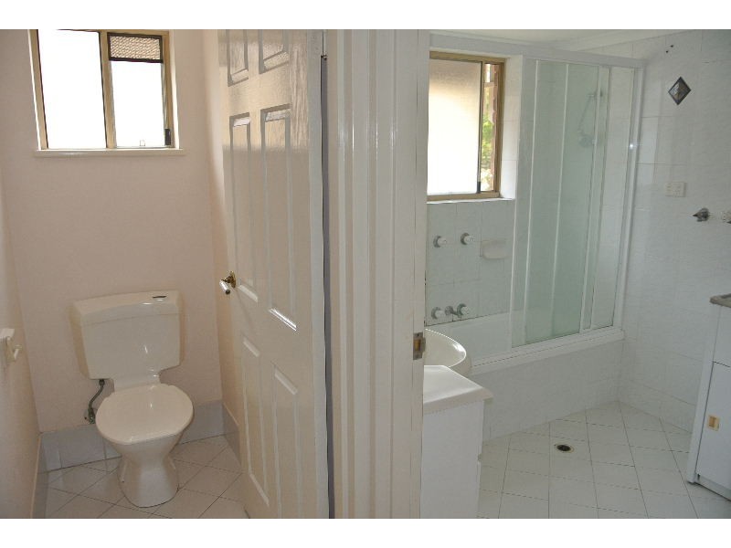 1/12 McLay Street, Coorparoo QLD 4151