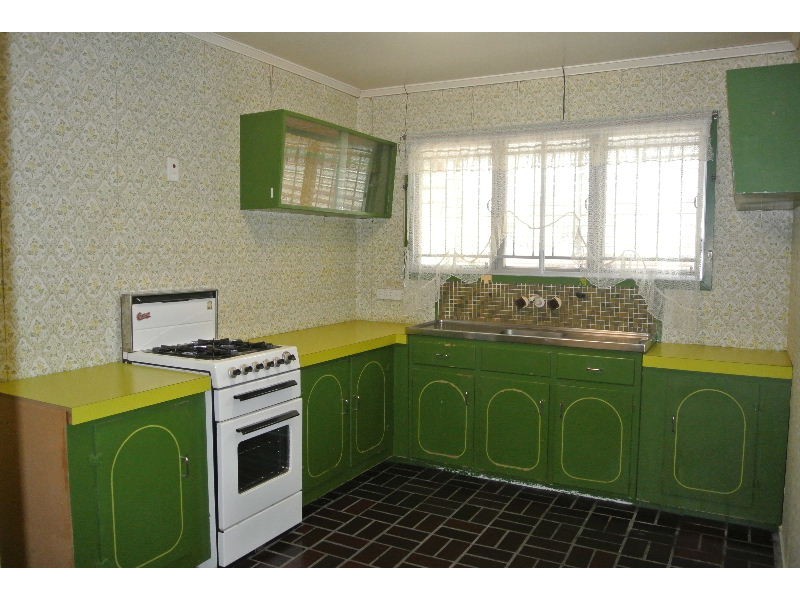 19 Laurie Street, Carina Heights QLD 4152