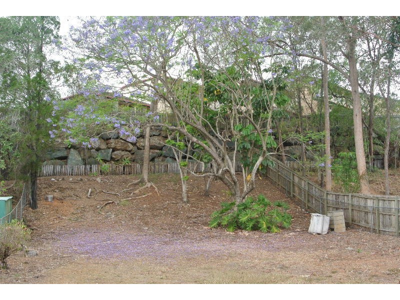 19 Laurie Street, Carina Heights QLD 4152