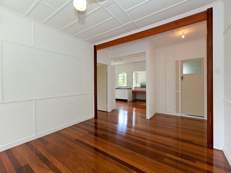 8 Summerville Street, Carina Heights QLD 4152