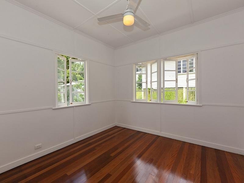 8 Summerville Street, Carina Heights QLD 4152