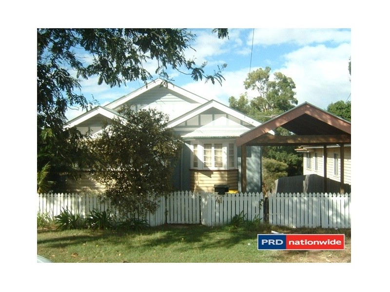 41 Clara Street, Camp Hill QLD 4152