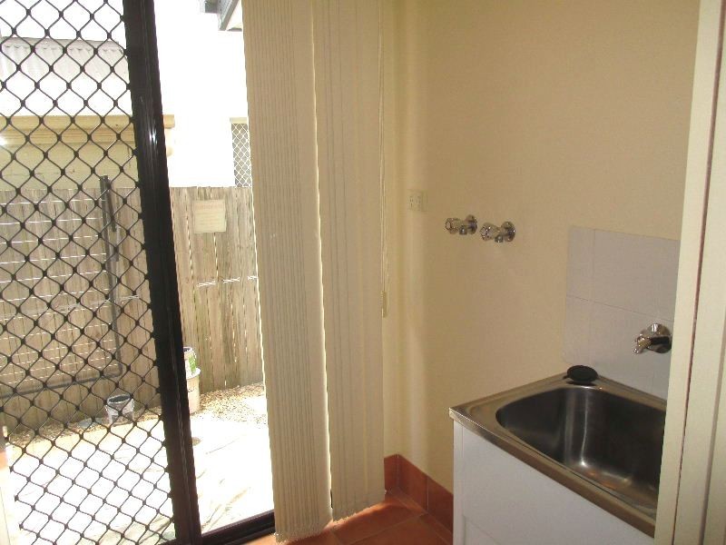 4/31 Dickenson Street, Carina QLD 4152