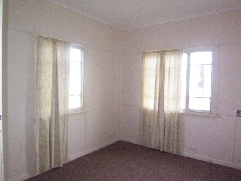 96 Stanley Road, Camp Hill QLD 4152