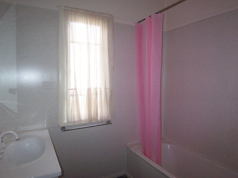 96 Stanley Road, Camp Hill QLD 4152