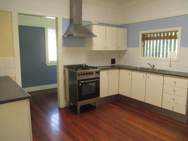 41 Clara Street, Camp Hill QLD 4152