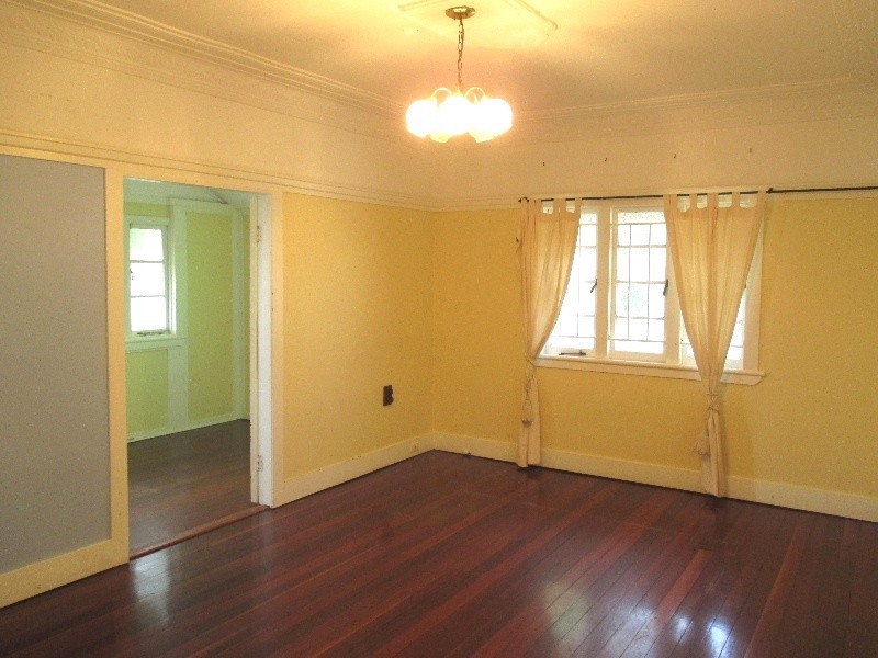 41 Clara Street, Camp Hill QLD 4152