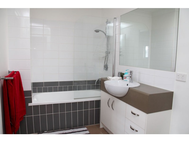 8/493 Ipswich Road, Annerley QLD 4103