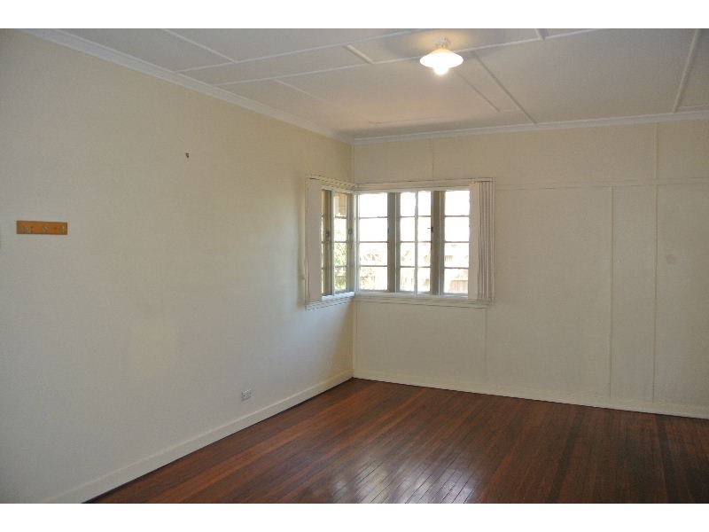 27 Palgrave Street, Tingalpa QLD 4173