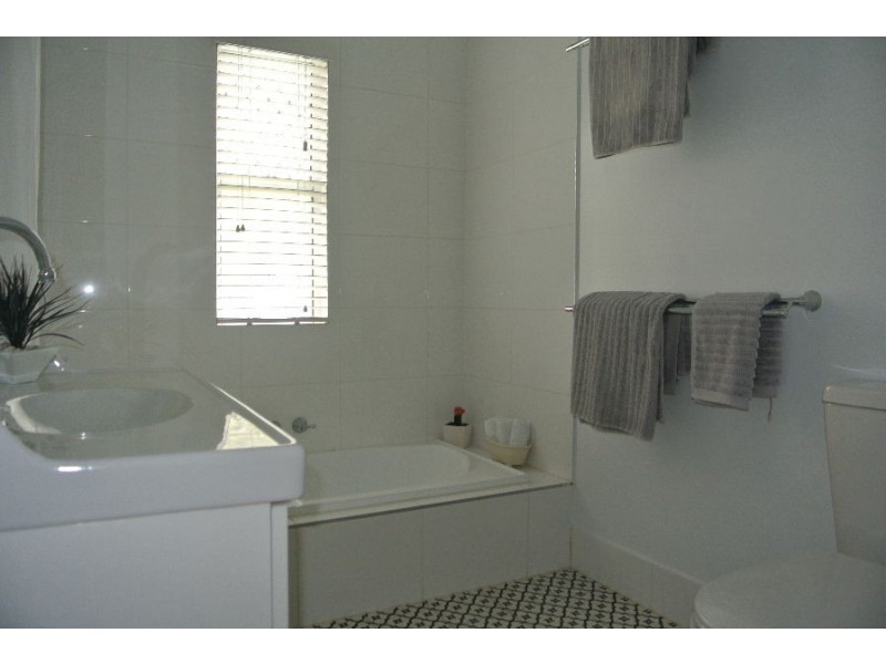 178 Chataway Street, Carina Heights QLD 4152