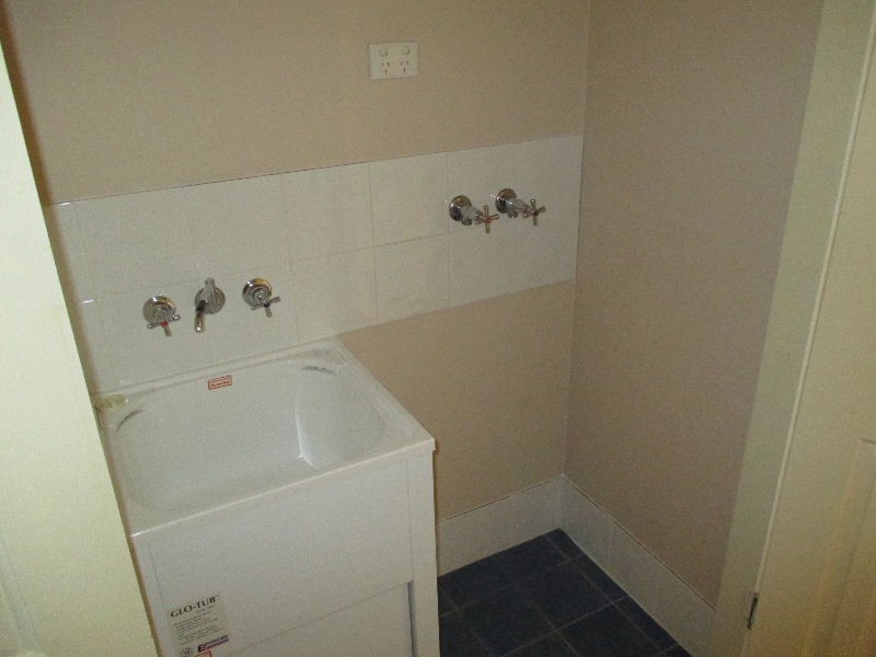 3/12 Robbies Avenue, Carina QLD 4152