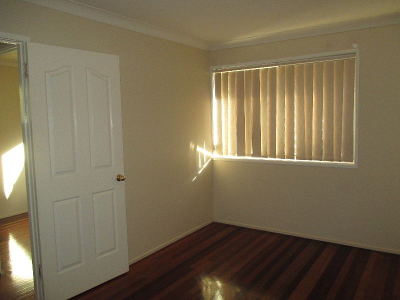 3/12 Robbies Avenue, Carina QLD 4152