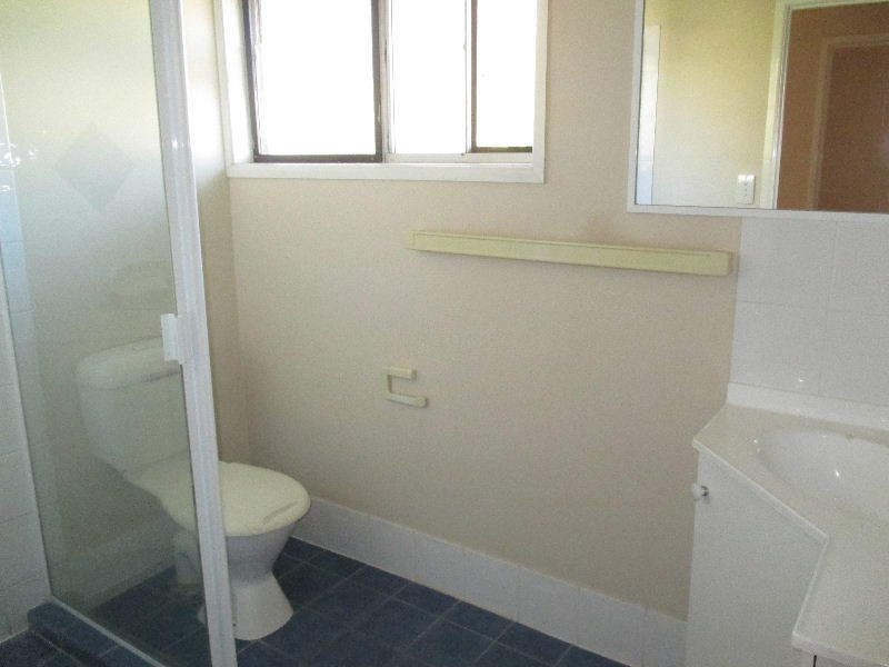 3/12 Robbies Avenue, Carina QLD 4152