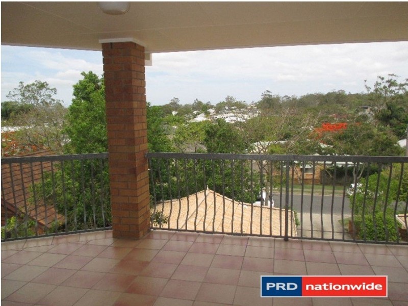 5/16 Dickenson Street, Carina QLD 4152