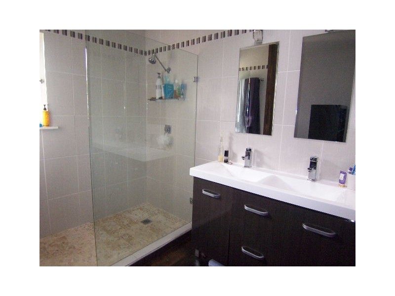 7 Zahel Street, Carina QLD 4152