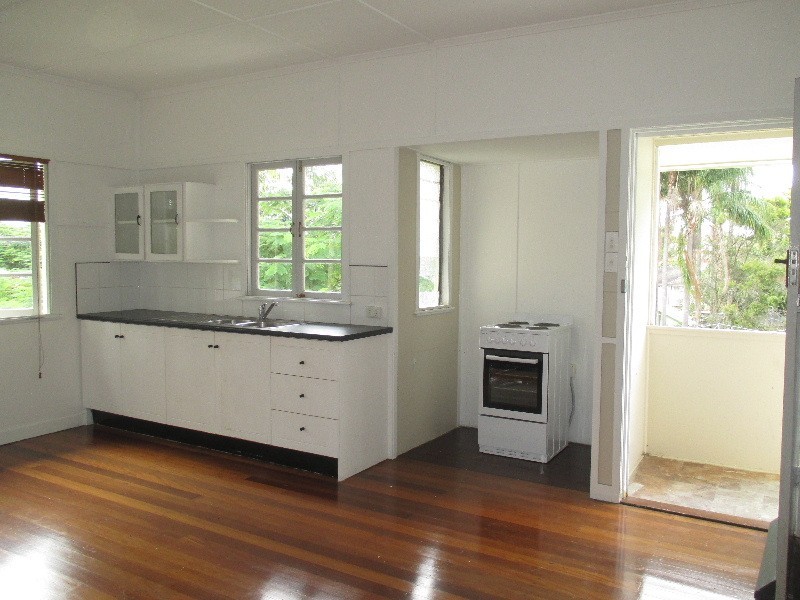 8 Summerville Street, Carina Heights QLD 4152