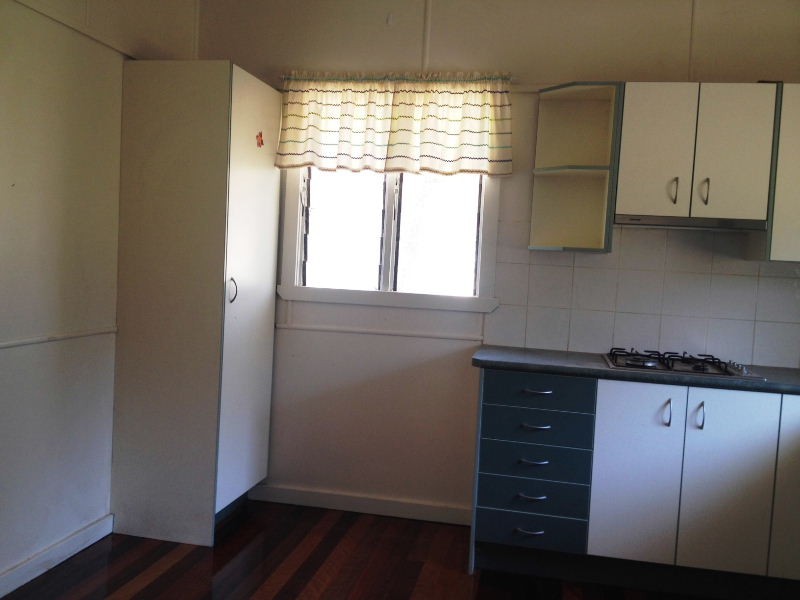 244 Bennetts Road, Norman Park QLD 4170