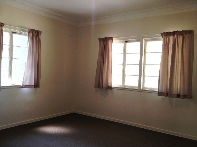 244 Bennetts Road, Norman Park QLD 4170