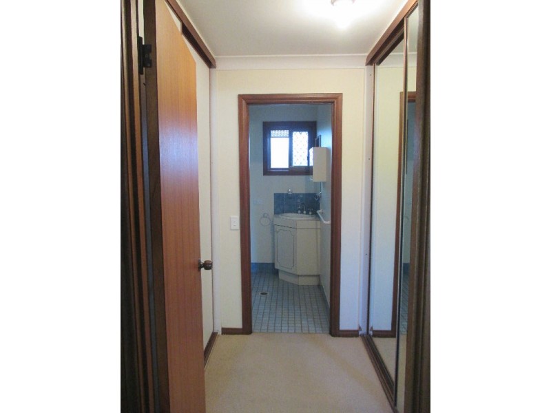 27 Boynedale Street, Carindale QLD 4152