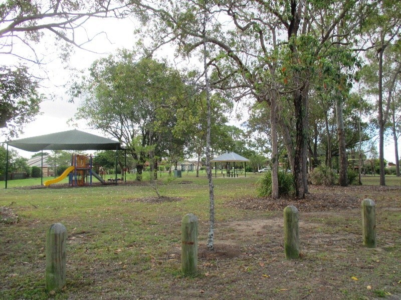 27 Boynedale Street, Carindale QLD 4152