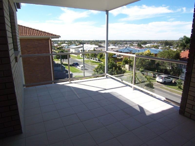 3/24 Dickenson Street, Carina QLD 4152